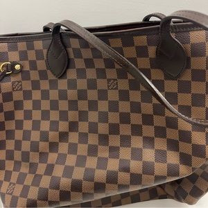 Louis Vuitton Neverfull with matching wallet